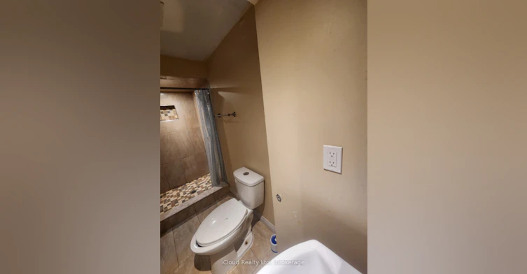 2631 Roblo Road, Mississauga, ON, L5L 1V8 - 5