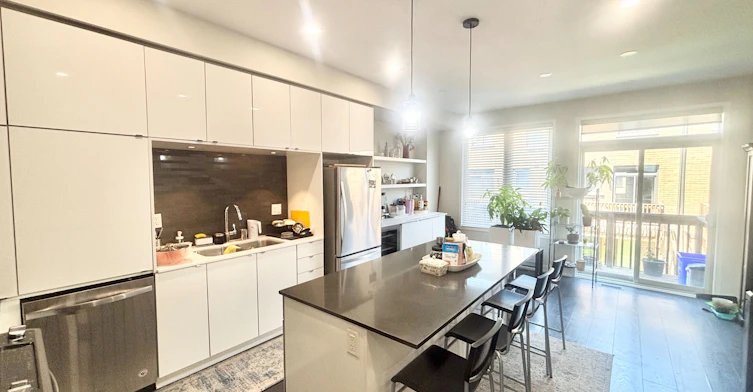 193 Sabina Drive, Oakville, ON, L6H 0L4 - 2