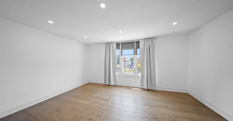 3949 Teakwood Drive, Mississauga, ON, L5C 3L2 - 9