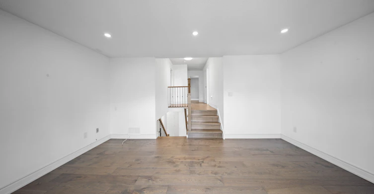 3949 Teakwood Drive, Mississauga, ON, L5C 3L2 - 8