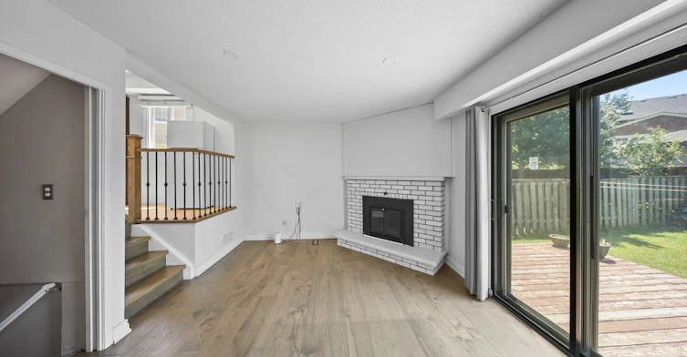 3949 Teakwood Drive, Mississauga, ON, L5C 3L2 - 7