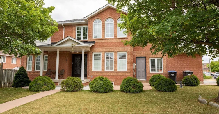 19 Sterritt Drive, Brampton, ON, L6Y 5E4