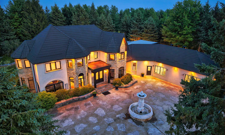 1 Flaherty Lane