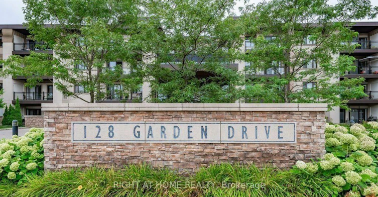 419-128 Garden Drive, Oakville, ON, L6K 2W5