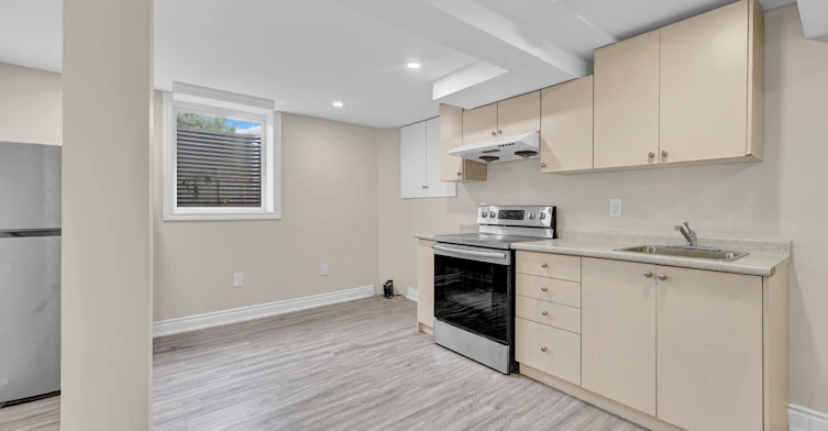 29 Hector Court, Brampton, ON, L6S 1P1 - 3