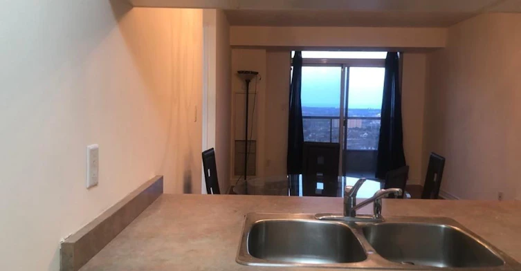 2409-3880 Duke Of York Boulevard, Mississauga, ON, L5B 4M7 - 3