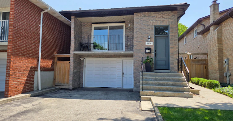 Lower-1570 Lewes Way, Mississauga, ON, L4W 3S5