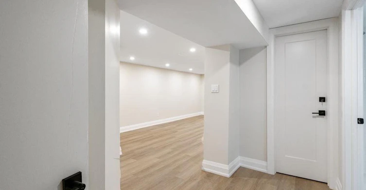 LOWER-1327 Royal Drive, Burlington, ON, L7P 2G7 - 12