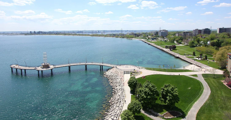 LOWER-1327 Royal Drive, Burlington, ON, L7P 2G7 - 16