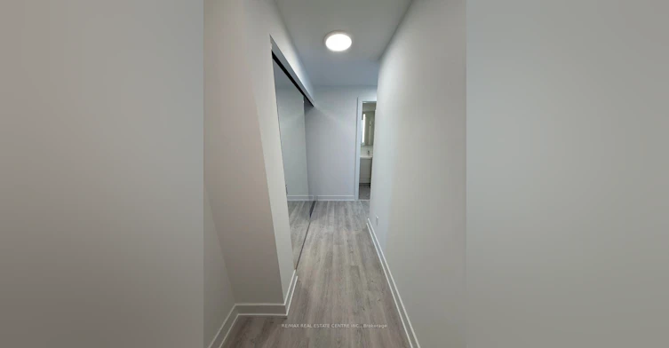 2004-60 Central Park Roadway Road, Toronto, ON, M9A 0E6 - 4