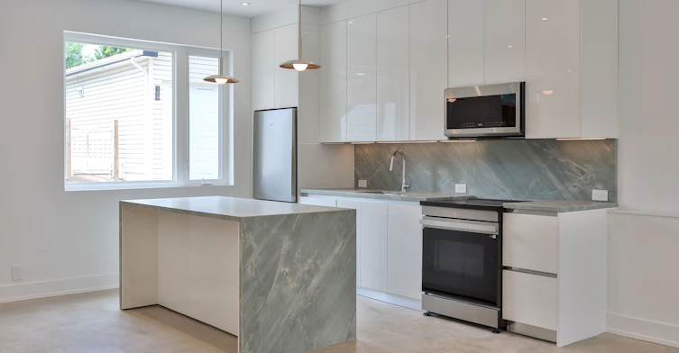 Laneway House-266 Indian Grove, Toronto, ON, M6P 2H5