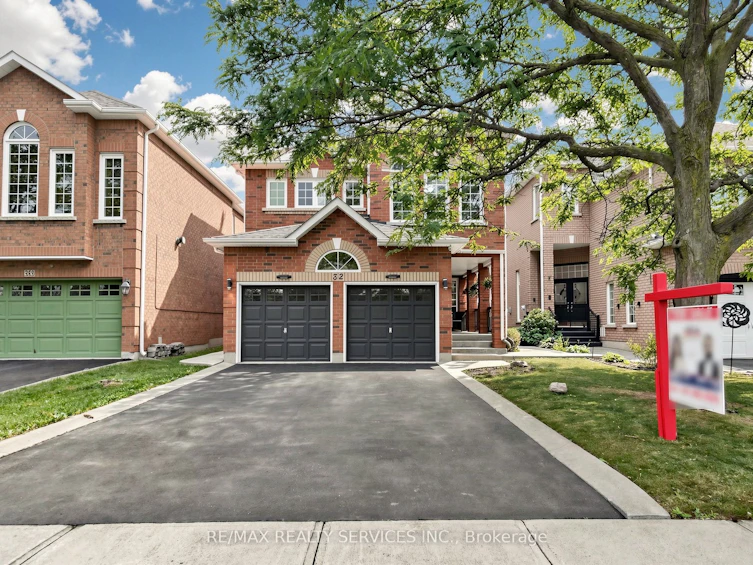 32 Hillpath Crescent, Brampton, ON, L6Z 4T9 - 3