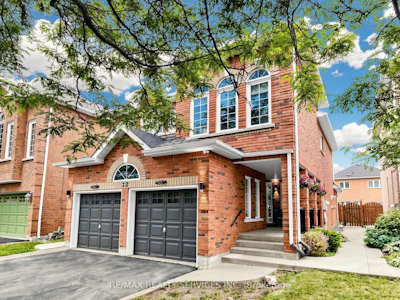 32 Hillpath Crescent - 4