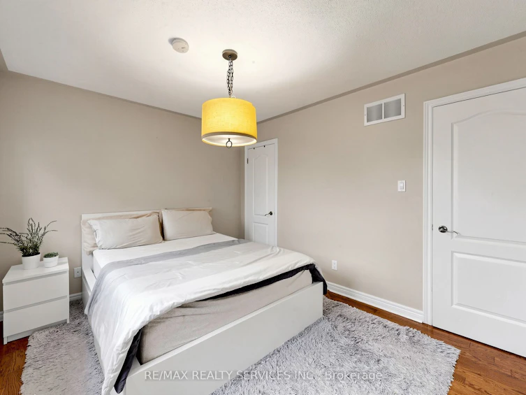 32 Hillpath Crescent, Brampton, ON, L6Z 4T9 - 33