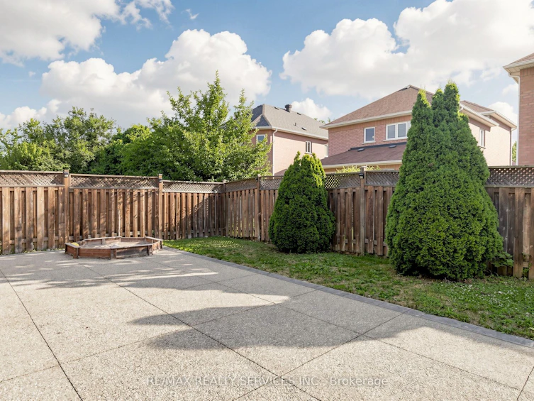 32 Hillpath Crescent, Brampton, ON, L6Z 4T9 - 49