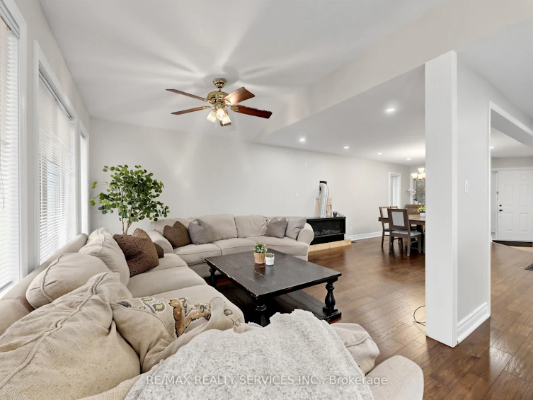 32 Hillpath Crescent, Brampton, ON, L6Z 4T9 - 11