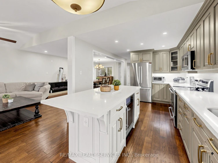 32 Hillpath Crescent, Brampton, ON, L6Z 4T9 - 18
