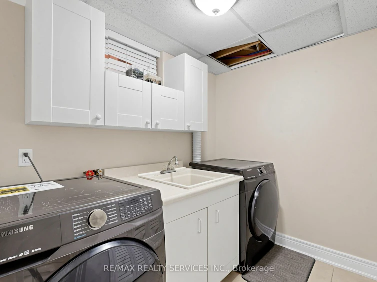 32 Hillpath Crescent, Brampton, ON, L6Z 4T9 - 43