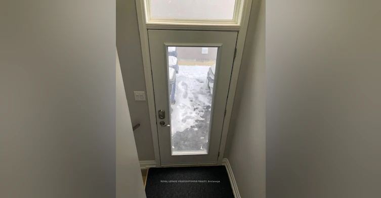 BASEMENT ROOM #2-71 Thirtieth Street, Toronto, ON, M8W 3B9 - 4
