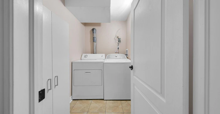 Basement-50 Wall Avenue, Toronto, ON, M9N 2N6 - 5