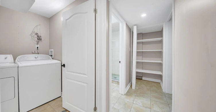 Basement-50 Wall Avenue, Toronto, ON, M9N 2N6 - 12