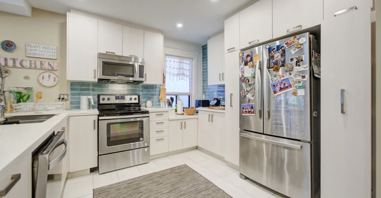 Main-29 Ennerdale Road, Toronto, ON, M6E 4C2 - 22