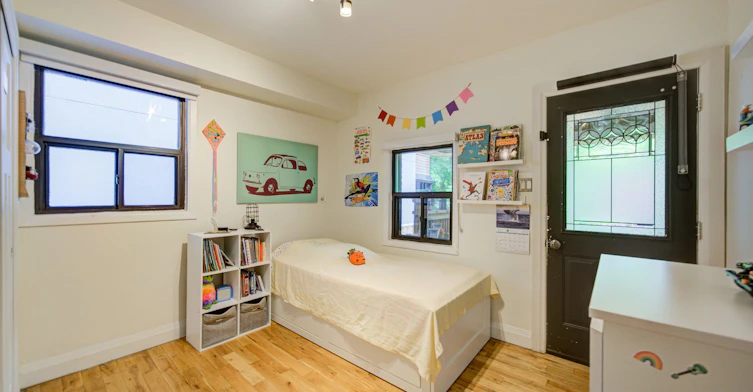 Main-29 Ennerdale Road, Toronto, ON, M6E 4C2 - 34
