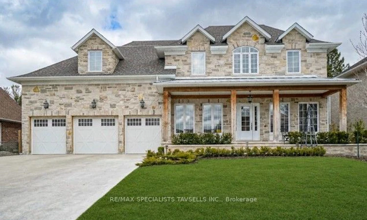 7 Dolan Drive