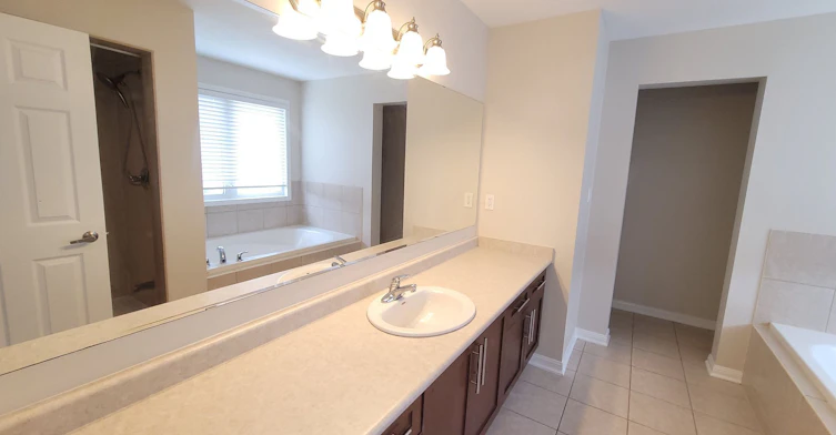 219 Mcginnis Crescent, Milton, ON, L9T 0X9 - 17