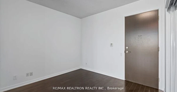 504-105 The Queensway Avenue, Toronto, ON, M6S 5B5 - 6