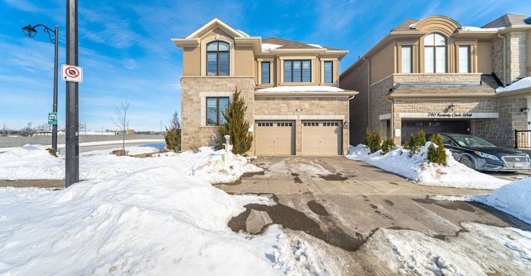 Upper-744 Kennedy Circle E, Milton, ON, L9E 1R9 - 4