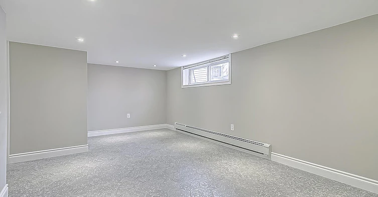 BSMT-554 Caledonia Road, Toronto, ON, M6E 4V4 - 2