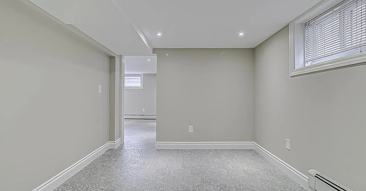 BSMT-554 Caledonia Road, Toronto, ON, M6E 4V4 - 7