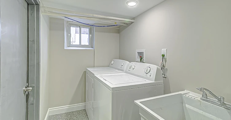 BSMT-554 Caledonia Road, Toronto, ON, M6E 4V4 - 17