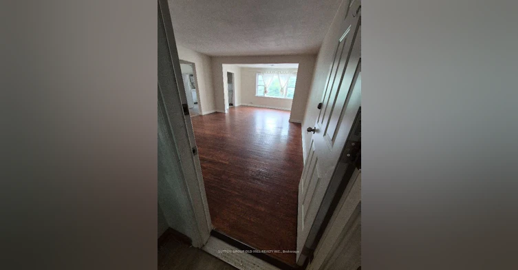 2-2355 Lakeshore Road W, Oakville, ON, L6L 1H4 - 3