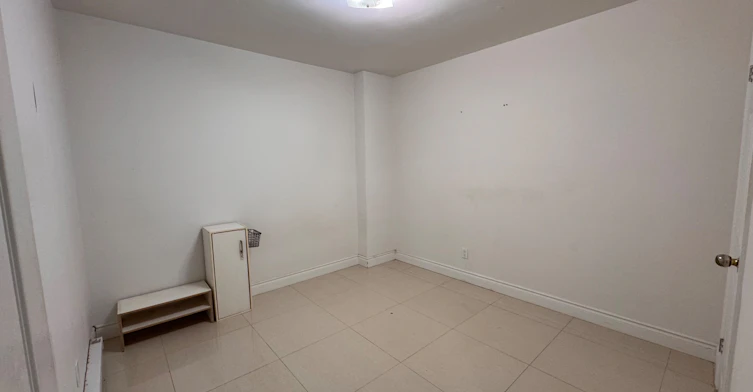 3-256 Lakeshore Road E, Mississauga, ON, L5G 1G9 - 6