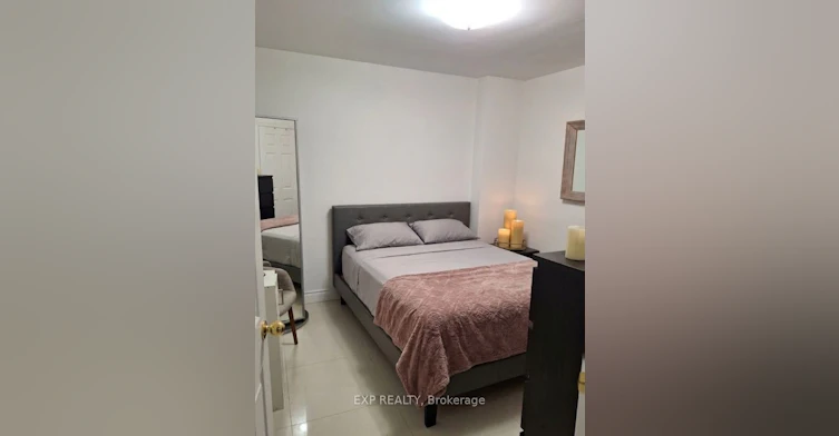 3-256 Lakeshore Road E, Mississauga, ON, L5G 1G9 - 5