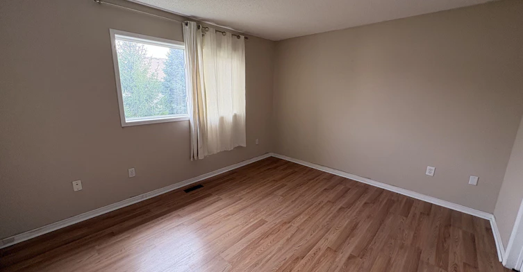 127-5030 Heatherleigh Avenue, Mississauga, ON, L5V 2G7 - 4