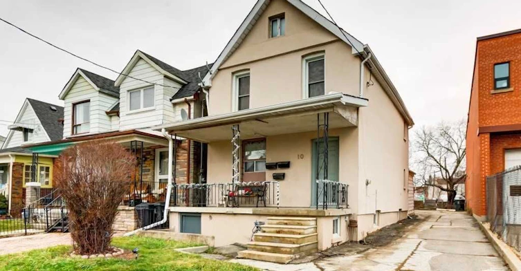10 Lambton Avenue, Toronto, ON, M6N 2S1 - 2