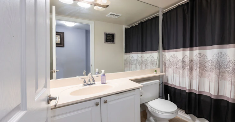 906-3880 Duke Of York Boulevard, Mississauga, ON, L5B 4M7 - 9