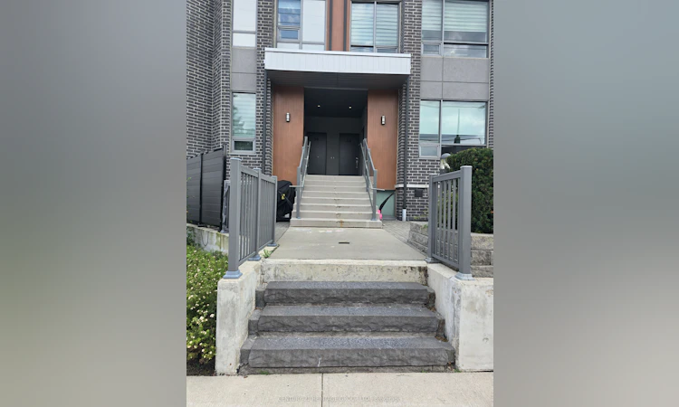 22-680 Atwater Avenue