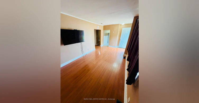 7118 Goreway Drive, Mississauga, ON, L4T 2T6 - 6