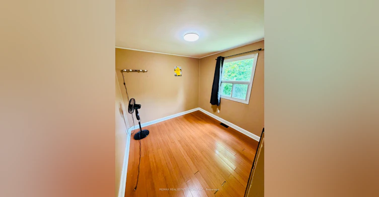 7118 Goreway Drive, Mississauga, ON, L4T 2T6 - 9