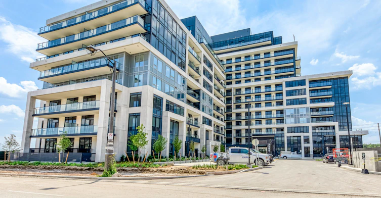 521-3200 William Coltson Avenue, Oakville, ON, L6H 7W6