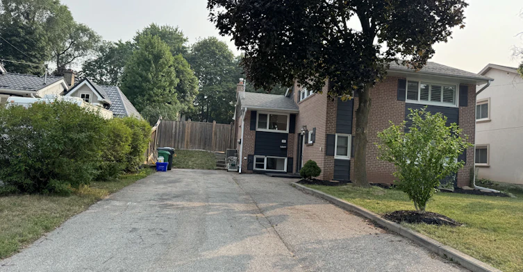 92 Vista Drive, Mississauga, ON, L5M 1C5 - 2