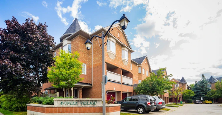 31-6950 Tenth Line, Mississauga, ON, L5N 6Y1