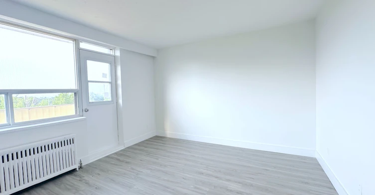 303-79 Jameson Avenue, Toronto, ON, M6K 2V3 - 5