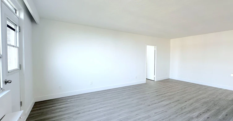 716-79 Jameson Avenue, Toronto, ON, M6K 2V3 - 6