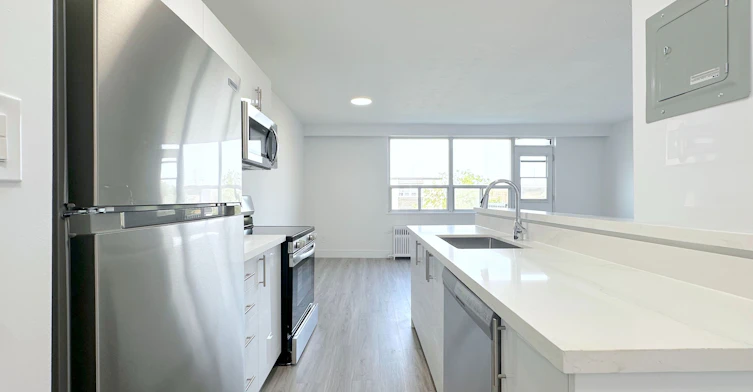 716-79 Jameson Avenue, Toronto, ON, M6K 2V3