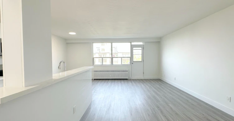 716-79 Jameson Avenue, Toronto, ON, M6K 2V3 - 3